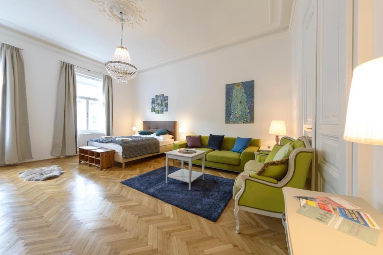 Senator Suite Stephansplatz By Ichbucheat Viyana Dış mekan fotoğraf