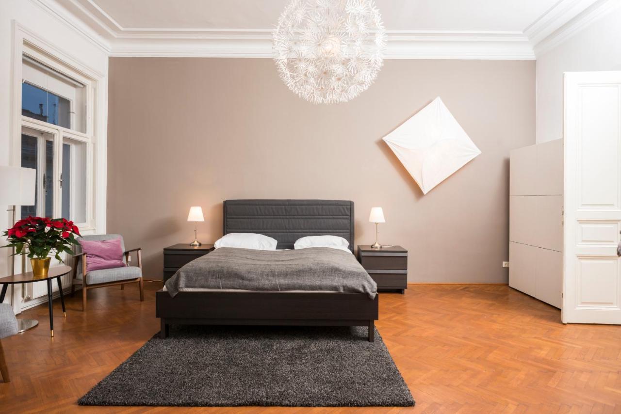 Senator Suite Stephansplatz By Ichbucheat Viyana Dış mekan fotoğraf